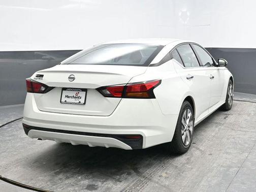 2021 Nissan Altima S FWD