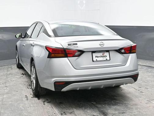 2021 Nissan Altima S FWD