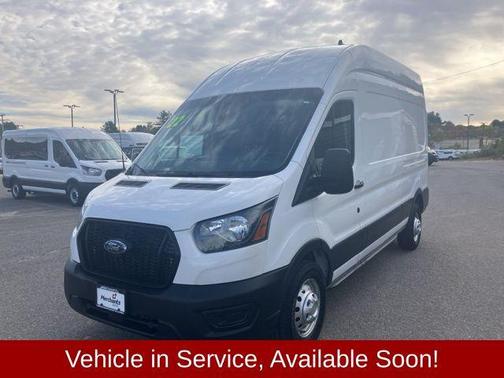 2022 Ford Transit-250 Base