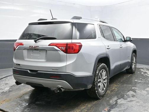 2018 GMC Acadia SLE-2