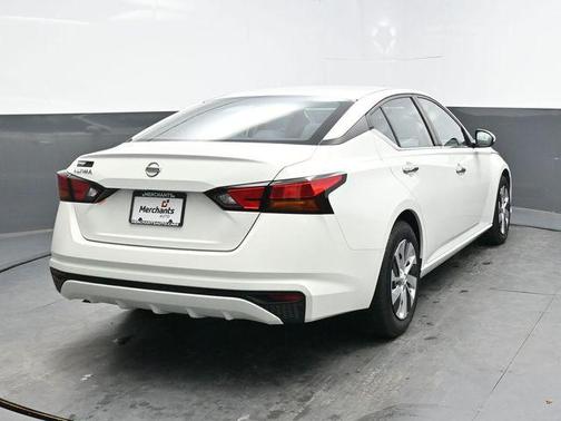 2021 Nissan Altima S FWD