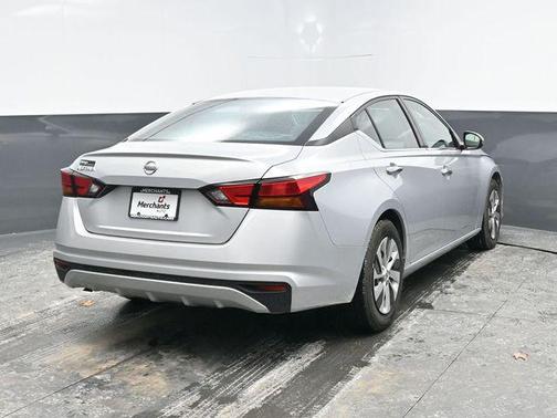 2021 Nissan Altima S FWD