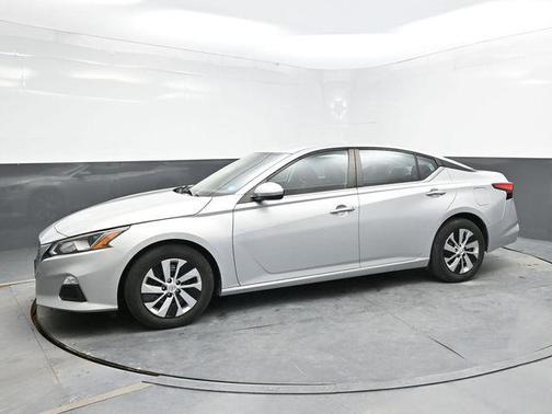2020 Nissan Altima S FWD