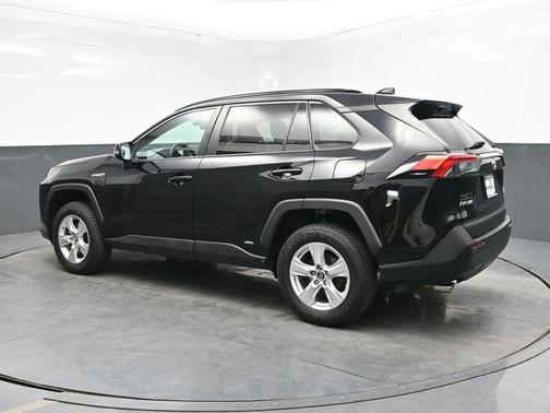 2020 Toyota RAV4 Hybrid LE