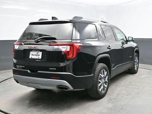 2023 GMC Acadia AWD SLT