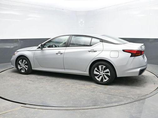 2021 Nissan Altima S FWD