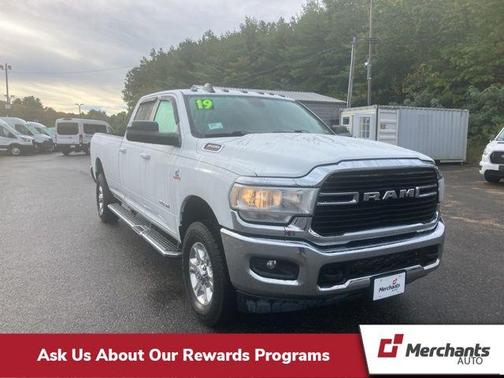 2019 RAM 3500 Big Horn Crew Cab 4x4 8' Box