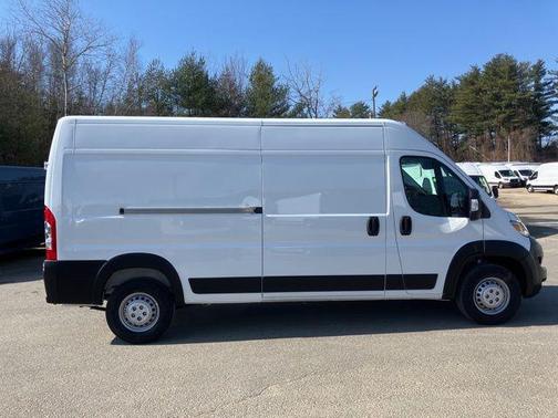 2025 RAM ProMaster 2500 Tradesman