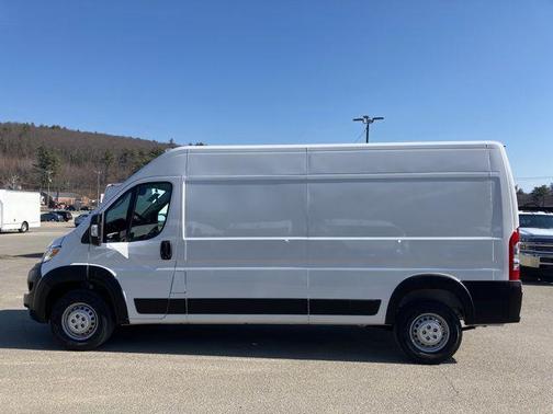 2025 RAM ProMaster 2500 Tradesman