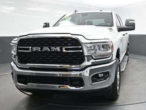 2023 RAM 2500 Big Horn Crew Cab 4x4 6'4' Box