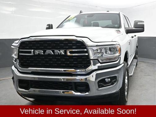 2023 RAM 2500 Big Horn Crew Cab 4x4 6'4' Box