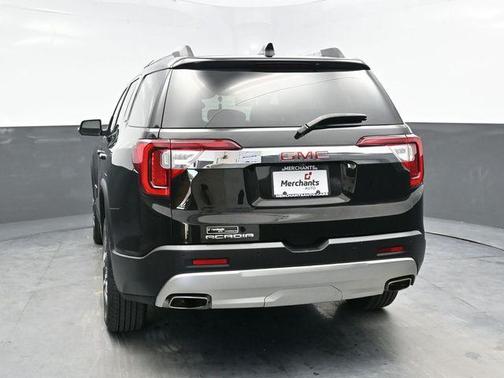 2023 GMC Acadia AWD SLT