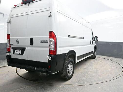 2025 RAM ProMaster 2500 Tradesman