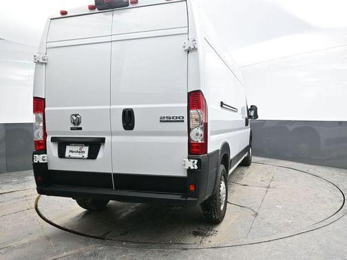 2025 RAM ProMaster 2500 Tradesman
