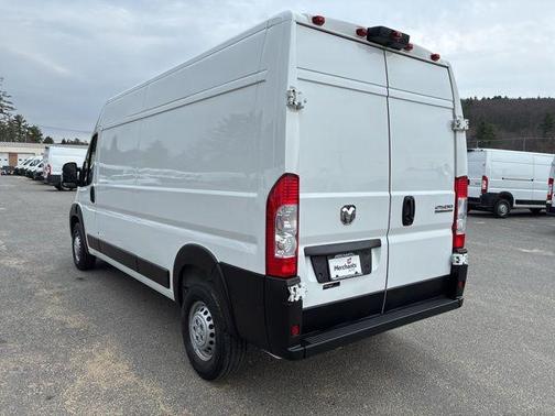 Bright White Clearcoat 2025 RAM ProMaster 2500 Tradesman