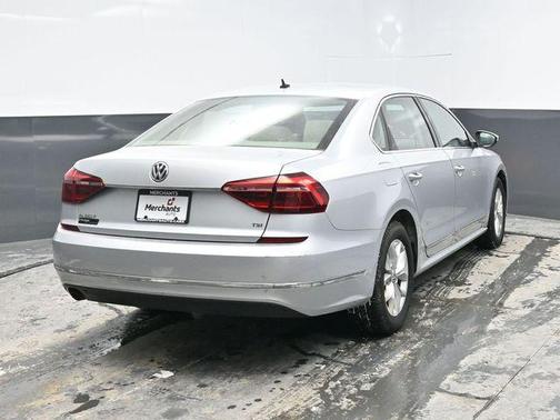 2017 Volkswagen Passat 1.8T S