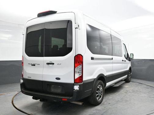 2022 Ford Transit-350 XLT