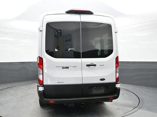 2022 Ford Transit-350 XLT