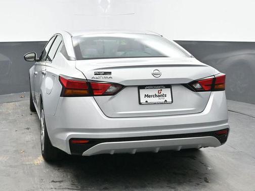 2021 Nissan Altima S FWD