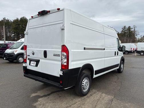 2025 RAM ProMaster 2500 Tradesman