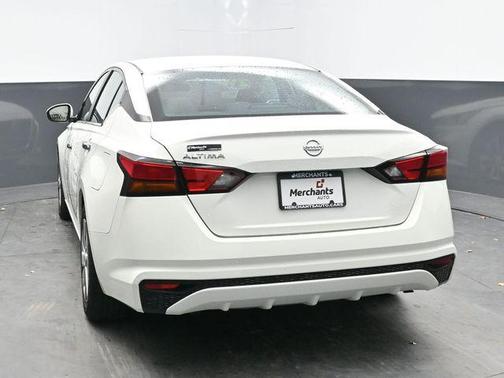 2021 Nissan Altima S FWD