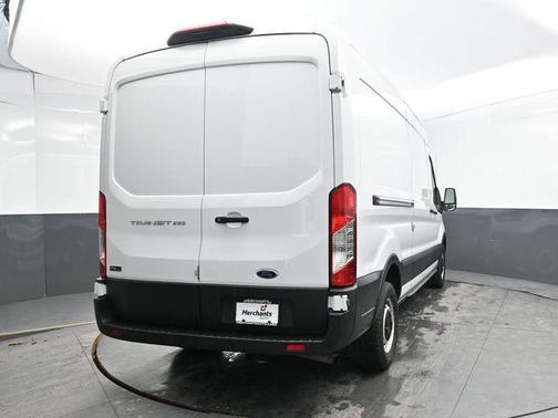 Oxford White 2022 Ford Transit-250 Base