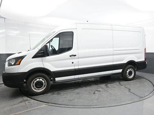 Oxford White 2022 Ford Transit-250 Base