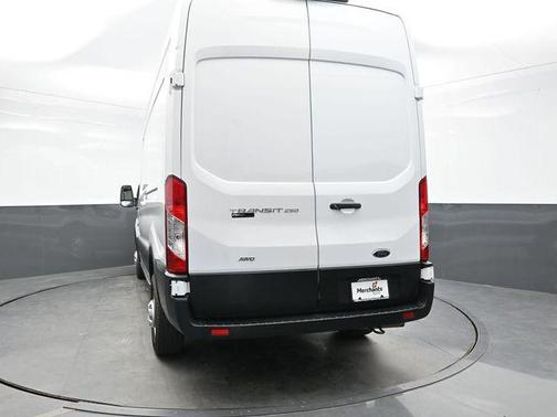 2022 Ford Transit-250 Base