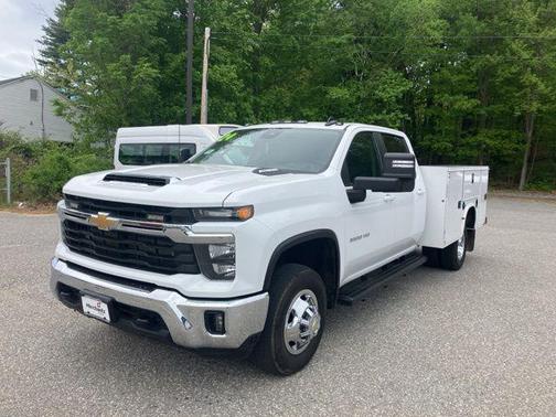 2024 Chevrolet Silverado 3500 LT