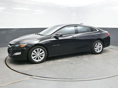 Mosaic Black Metallic 2023 Chevrolet Malibu FWD 1LT