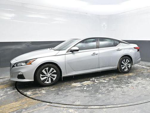 2021 Nissan Altima S FWD