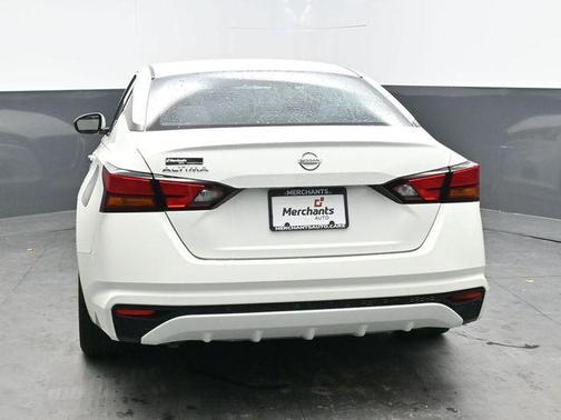 2021 Nissan Altima S FWD