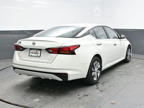 2021 Nissan Altima S FWD