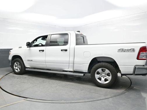 Bright White Clearcoat 2023 RAM 1500 Big Horn/Lone Star