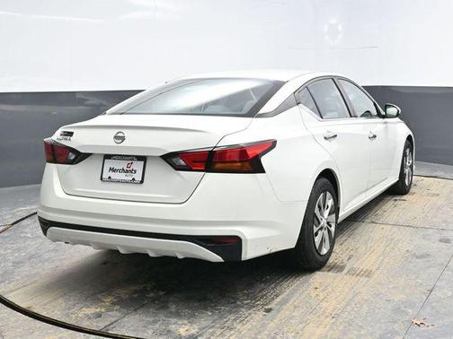 2021 Nissan Altima S FWD