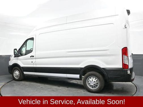 2022 Ford Transit-250 Base