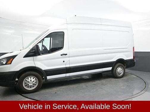 2022 Ford Transit-250 Base