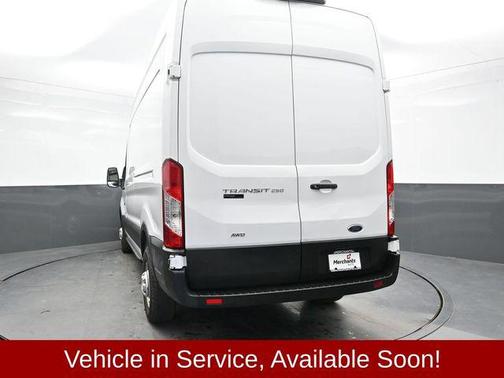 2022 Ford Transit-250 Base