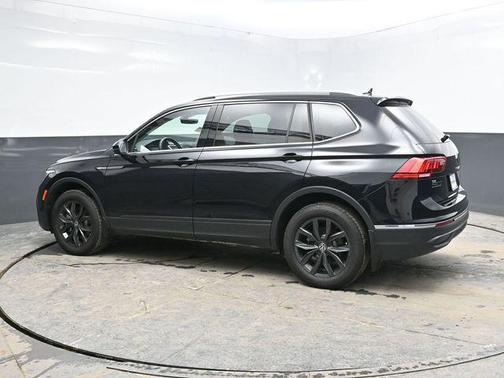 2024 Volkswagen Tiguan 2.0T SE 4MOTION