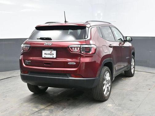 Velvet Red Pearlcoat 2022 Jeep Compass Latitude Lux