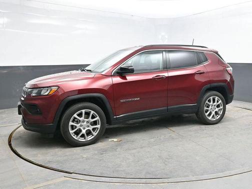 Velvet Red Pearlcoat 2022 Jeep Compass Latitude Lux
