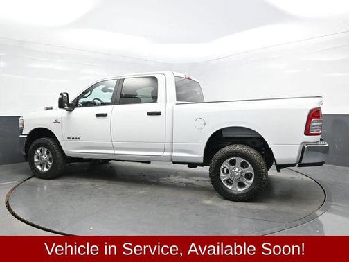 2023 RAM 2500 Big Horn Crew Cab 4x4 6'4' Box