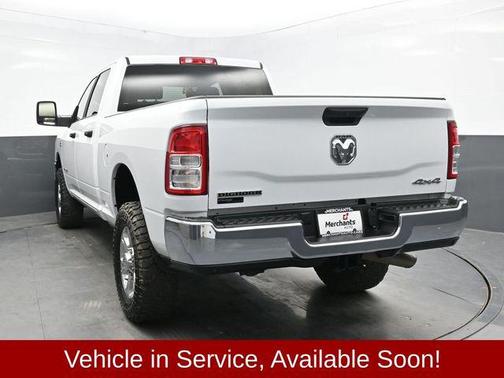 2023 RAM 2500 Big Horn Crew Cab 4x4 6'4' Box