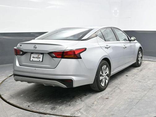 2021 Nissan Altima S FWD