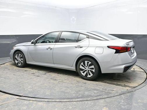 2021 Nissan Altima S FWD