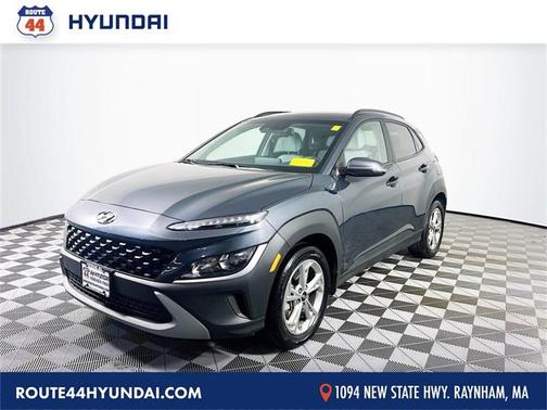 2022 Hyundai KONA SEL