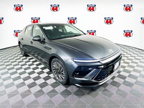 2024 Hyundai SONATA Hybrid SEL