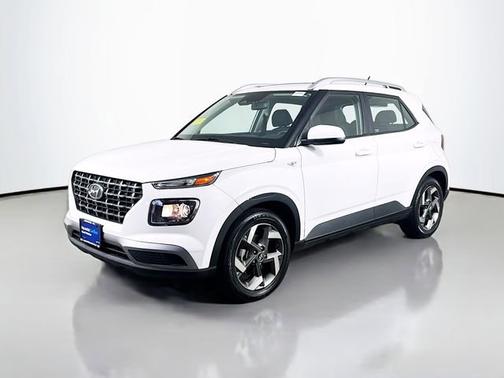 White 2023 Hyundai VENUE SEL