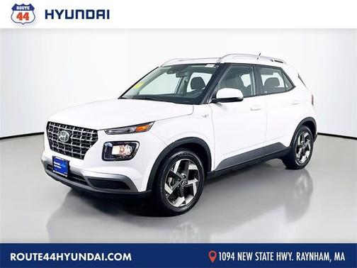 White 2023 Hyundai VENUE SEL