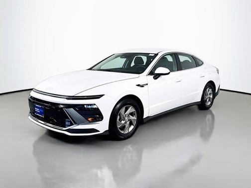 White 2025 Hyundai SONATA SE